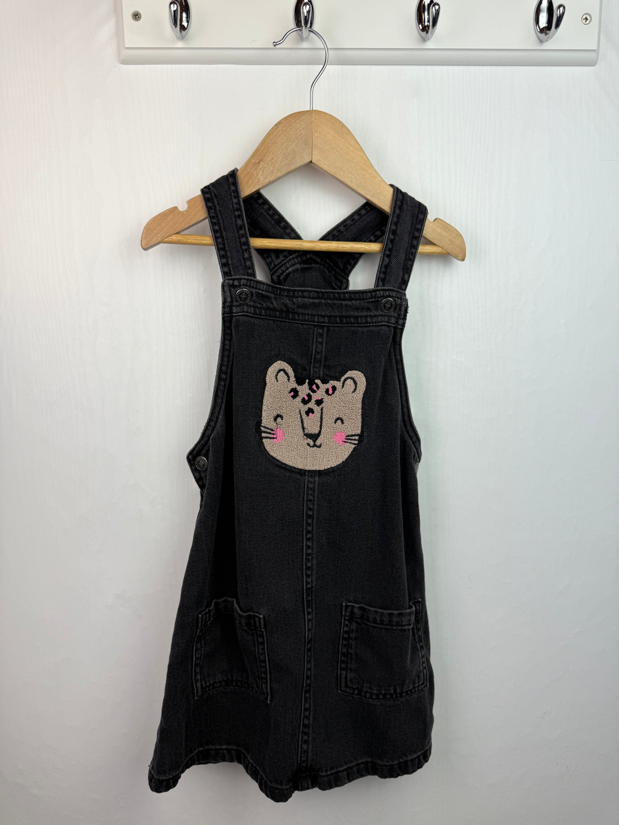 M&S Leopard Black Denim Dress - Girls 5 - 6 Years - Little Ones Preloved. Second Hand Children's & Preloved Baby, Kids, Girls & Boys Clothes. UK online