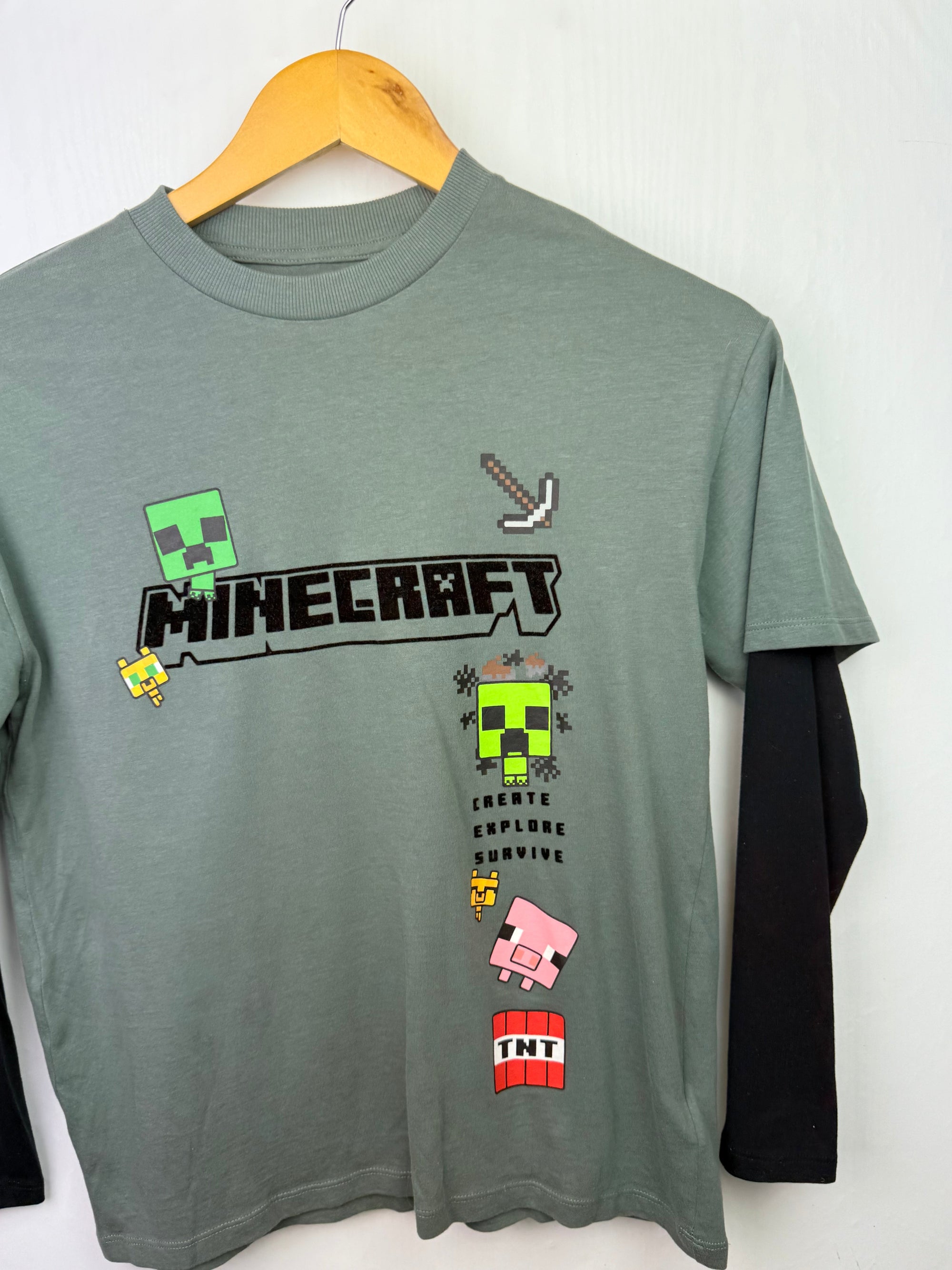 M&S Minecraft Long Sleeve Top - Boys 11 - 12 Years - Little Ones Preloved. Second Hand Children's & Preloved Baby, Kids, Girls & Boys Clothes. UK online
