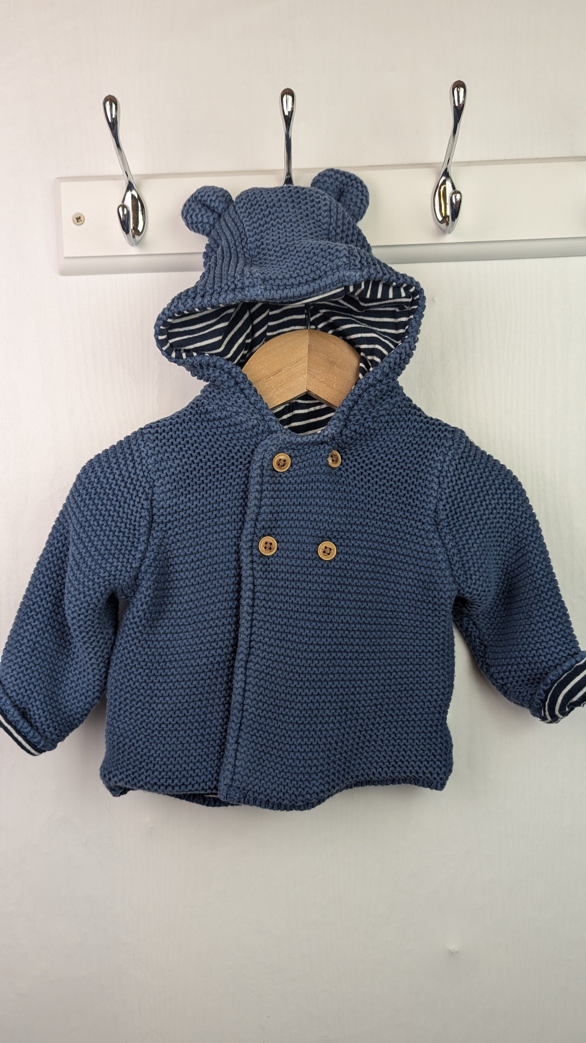 M&S Navy Knit Cardigan - Boys 3 - 6 Months - Little Ones Preloved. Second Hand Children's & Preloved Baby, Kids, Girls & Boys Clothes. UK online