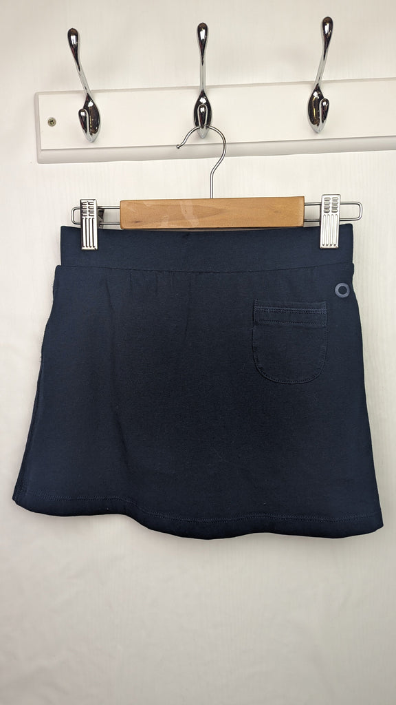 M&S Navy Skort 6-7y Marks & Spencer Used, Preloved, Preworn Baby, Girls & Boys Clothes. Kids & Children's second hand Clothing UK Online. Cheap affordable. Brands including Next, Joules, Nutmeg Morrisons, TU, F&F, H&M.