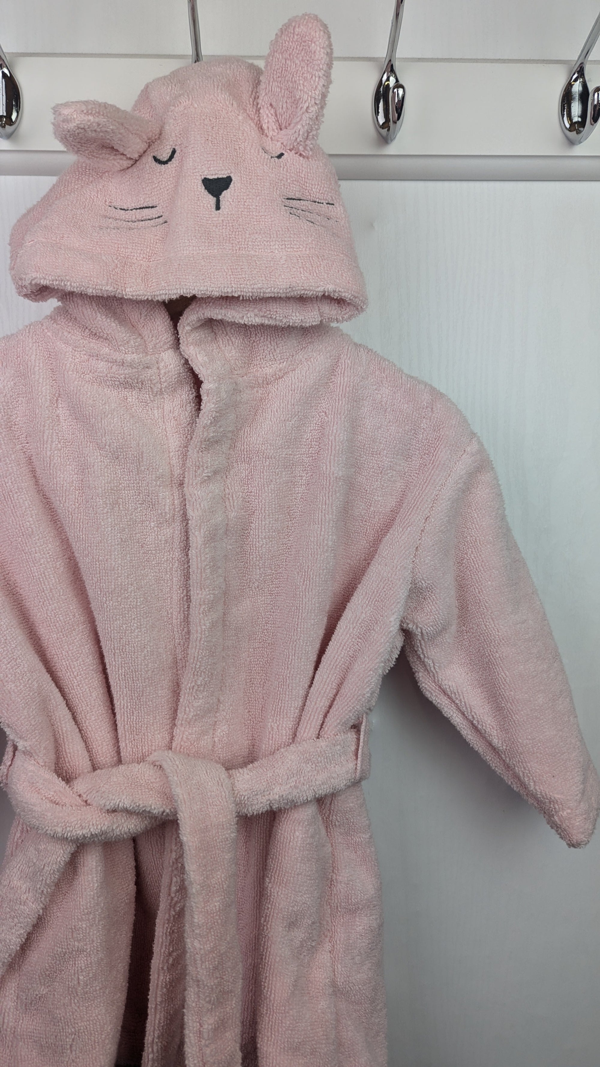 M&S Pink Kitten Dressing Gown - Girls 6 - 9 Months - Little Ones Preloved. Second Hand Children's & Preloved Baby, Kids, Girls & Boys Clothes. UK online