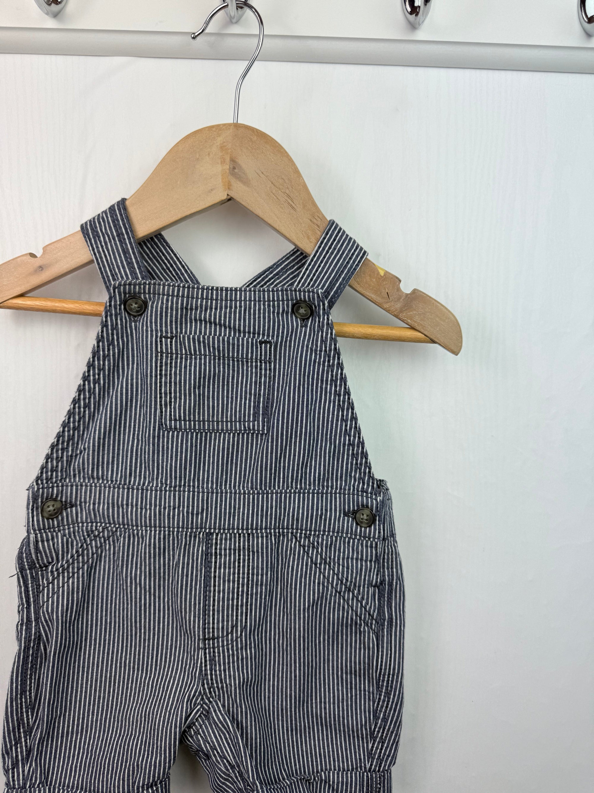 M&S Pinstriped Dungarees - Boys 3 - 6 Months - Little Ones Preloved. Second Hand Children's & Preloved Baby, Kids, Girls & Boys Clothes. UK online