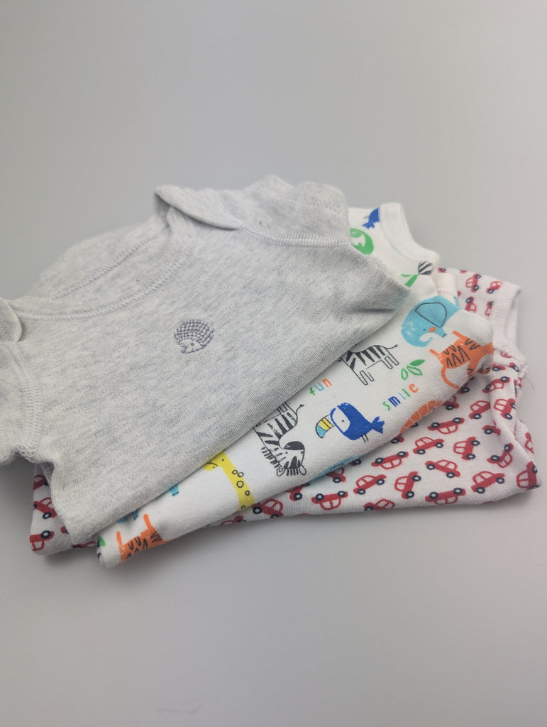 M&S & Primark Bodysuits - Boys Newborn Little Ones Preloved Used, Preloved, Preworn Baby, Girls & Boys Clothes. Kids & Children's second hand Clothing UK Online. Cheap affordable. Brands including Next, Joules, Nutmeg Morrisons, TU, F&F, H&M.