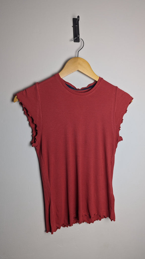 M&S Short Sleeve Ribbed Top - Girls 12-13 Years Little Ones Preloved Used, Preloved, Preworn Baby, Girls & Boys Clothes. Kids & Children's second hand Clothing UK Online. Cheap affordable. Brands including Next, Joules, Nutmeg Morrisons, TU, F&F, H&M.