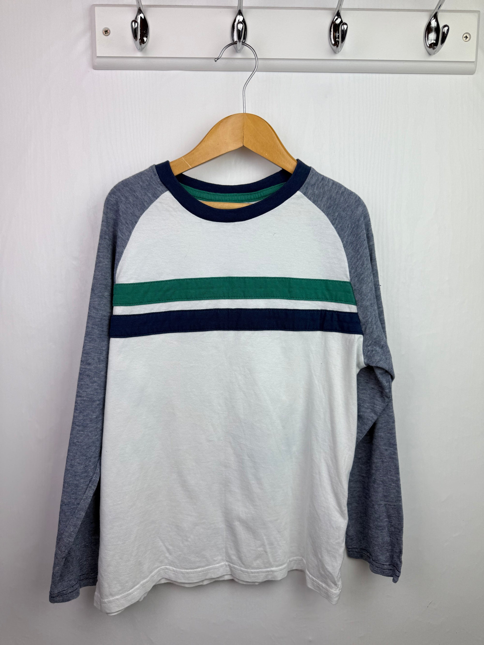 M&S White Striped Long Sleeve Top - Boys 8 - 9 Years - Little Ones Preloved. Second Hand Children's & Preloved Baby, Kids, Girls & Boys Clothes. UK online