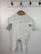 M&S White Waffle Zip Sleepsuit - Unisex 0 - 1 Month - Little Ones Preloved. Second Hand Children's & Preloved Baby, Kids, Girls & Boys Clothes. UK online