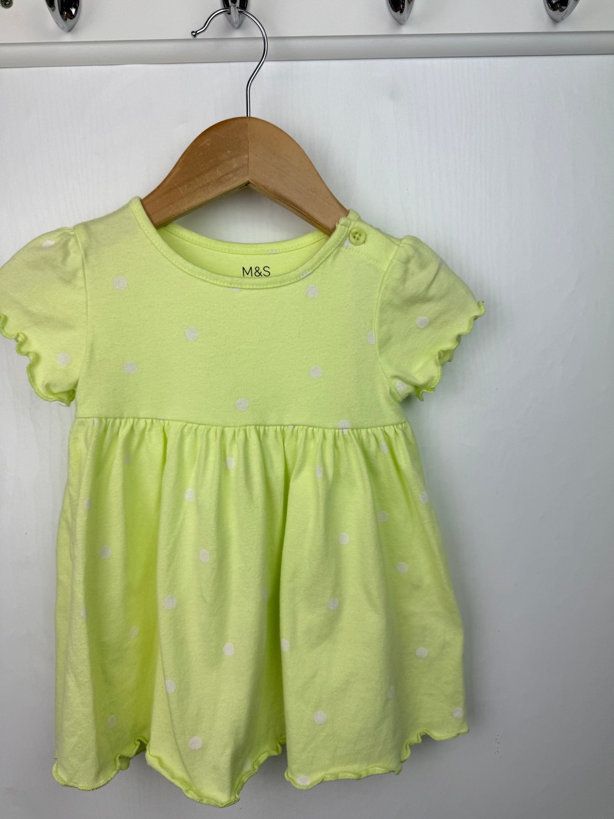 M&S Yellow Spot Dress - Girls 6 - 9 Months - Little Ones Preloved. Second Hand Children's & Preloved Baby, Kids, Girls & Boys Clothes. UK online