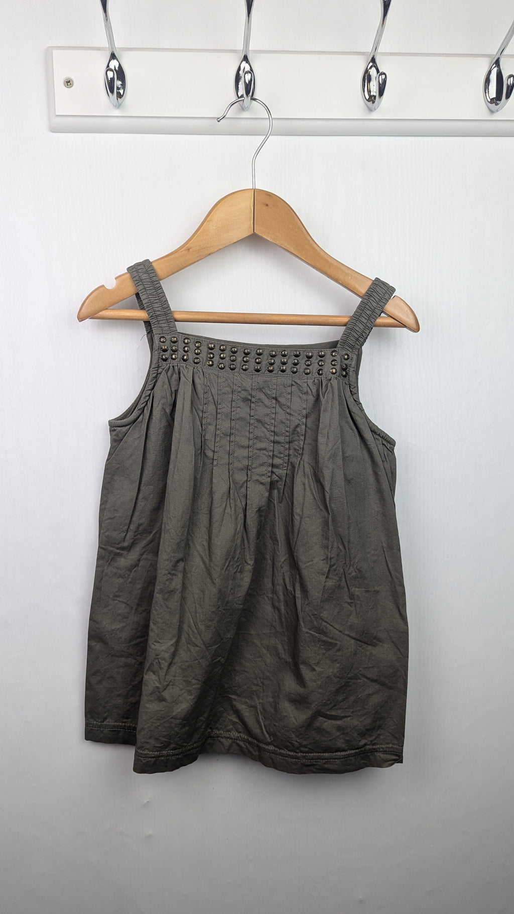 Name It Khaki Green Sleeveless Top - Girls 7 - 8 Years - Little Ones Preloved. Second Hand Children's & Preloved Baby, Kids, Girls & Boys Clothes. UK online