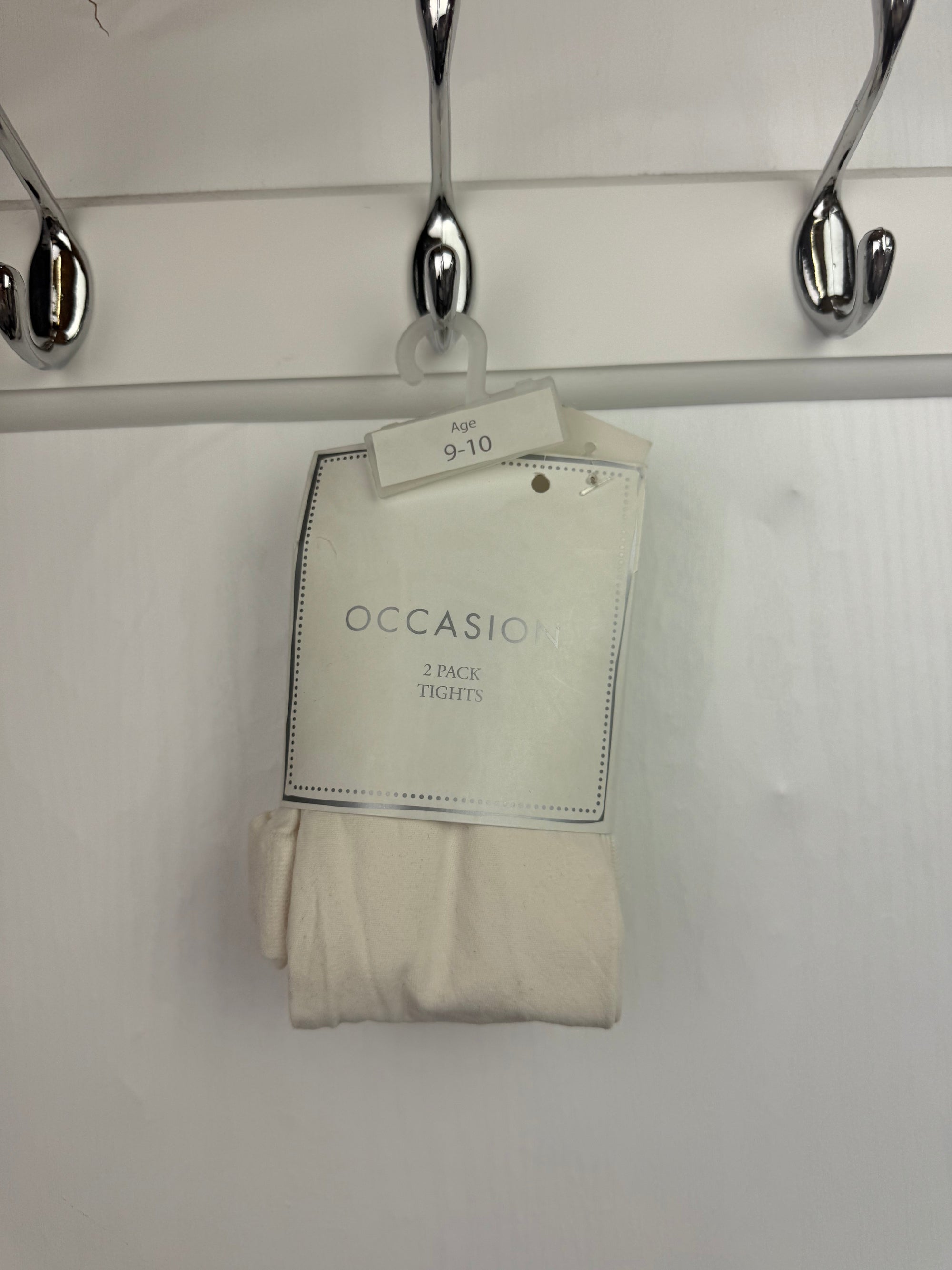 NEW Bluezoo Ivory Tights - Girls 9 - 10 Years - Little Ones Preloved. Second Hand Children's & Preloved Baby, Kids, Girls & Boys Clothes. UK online