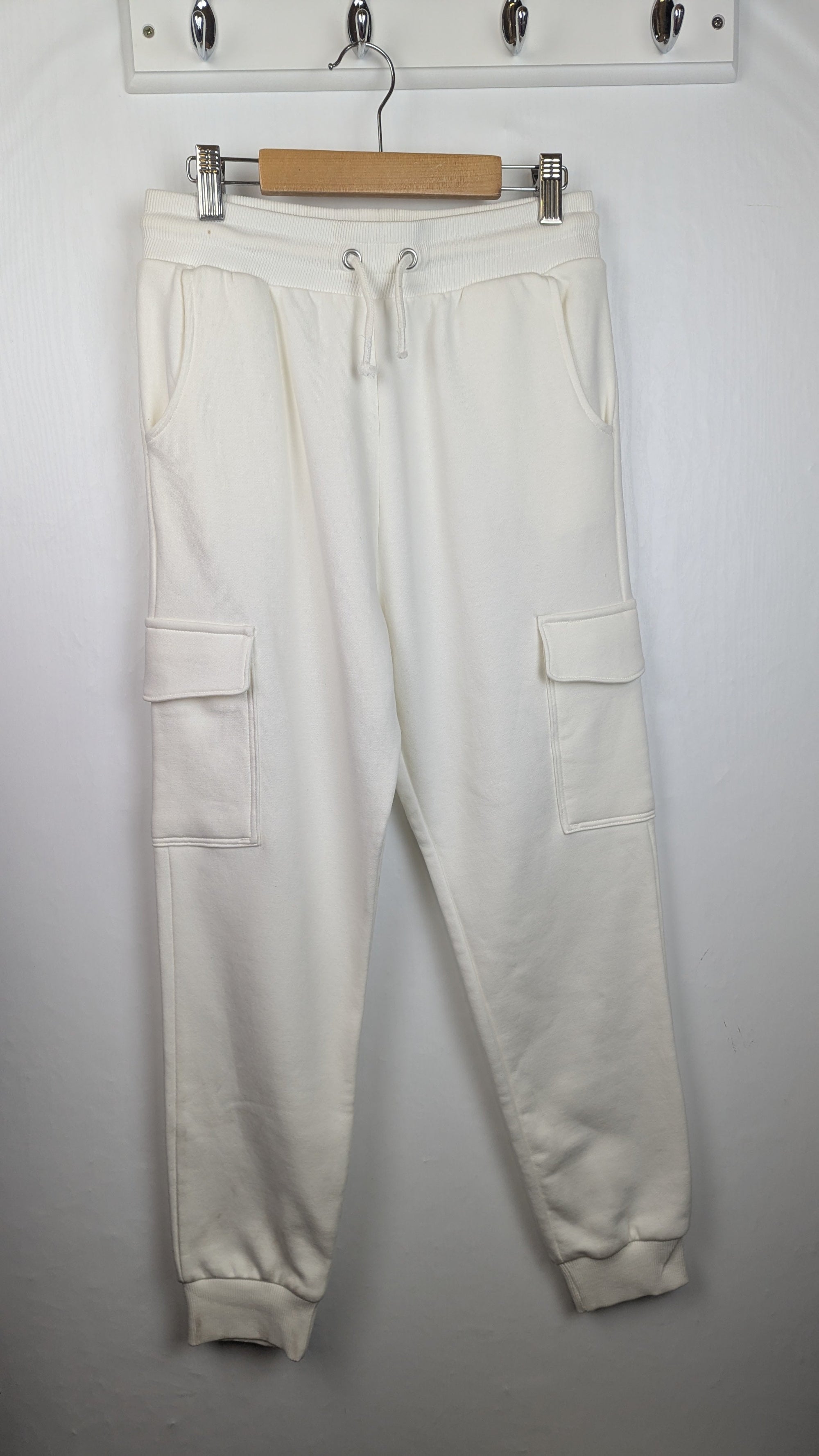 NEW F&F Cream Jogging Bottoms - Girls 11 - 12 Years - Little Ones Preloved. Second Hand Children's & Preloved Baby, Kids, Girls & Boys Clothes. UK online