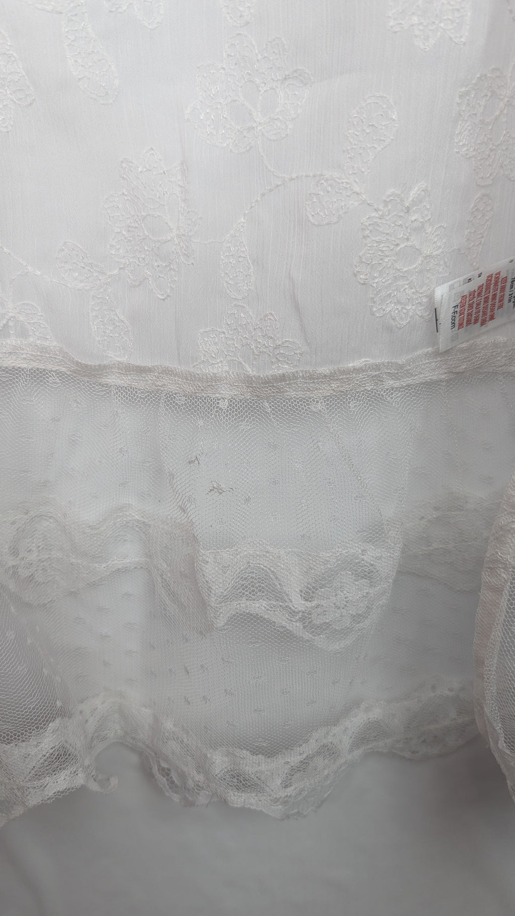 NEW F&F White Lace Cardigan - Girls 11 - 12 Years - Little Ones Preloved. Second Hand Children's & Preloved Baby, Kids, Girls & Boys Clothes. UK online
