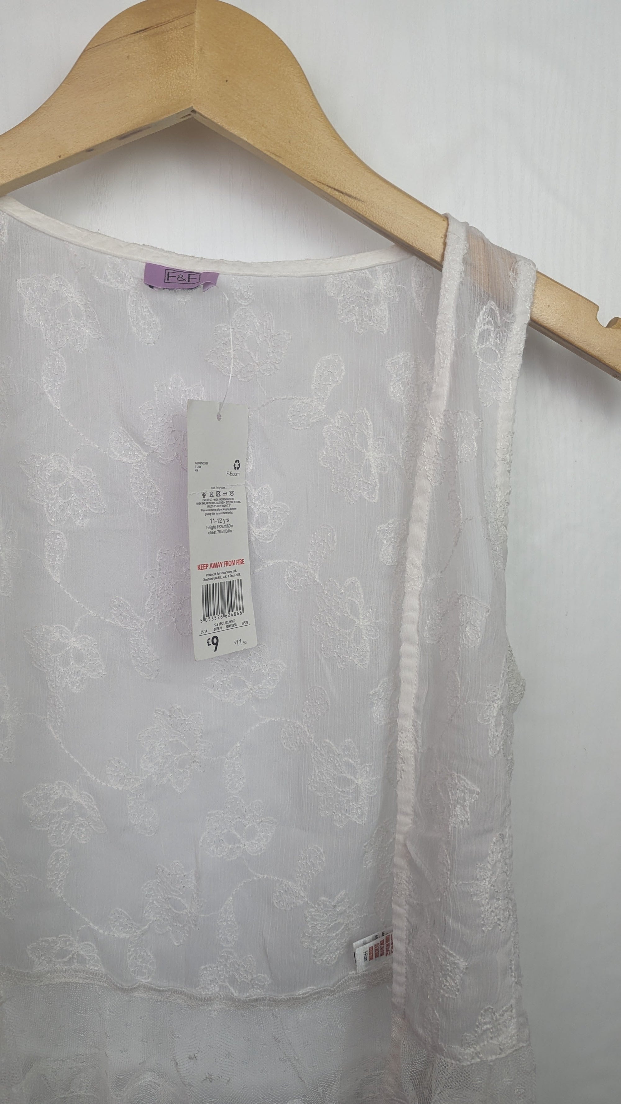 NEW F&F White Lace Cardigan - Girls 11 - 12 Years - Little Ones Preloved. Second Hand Children's & Preloved Baby, Kids, Girls & Boys Clothes. UK online