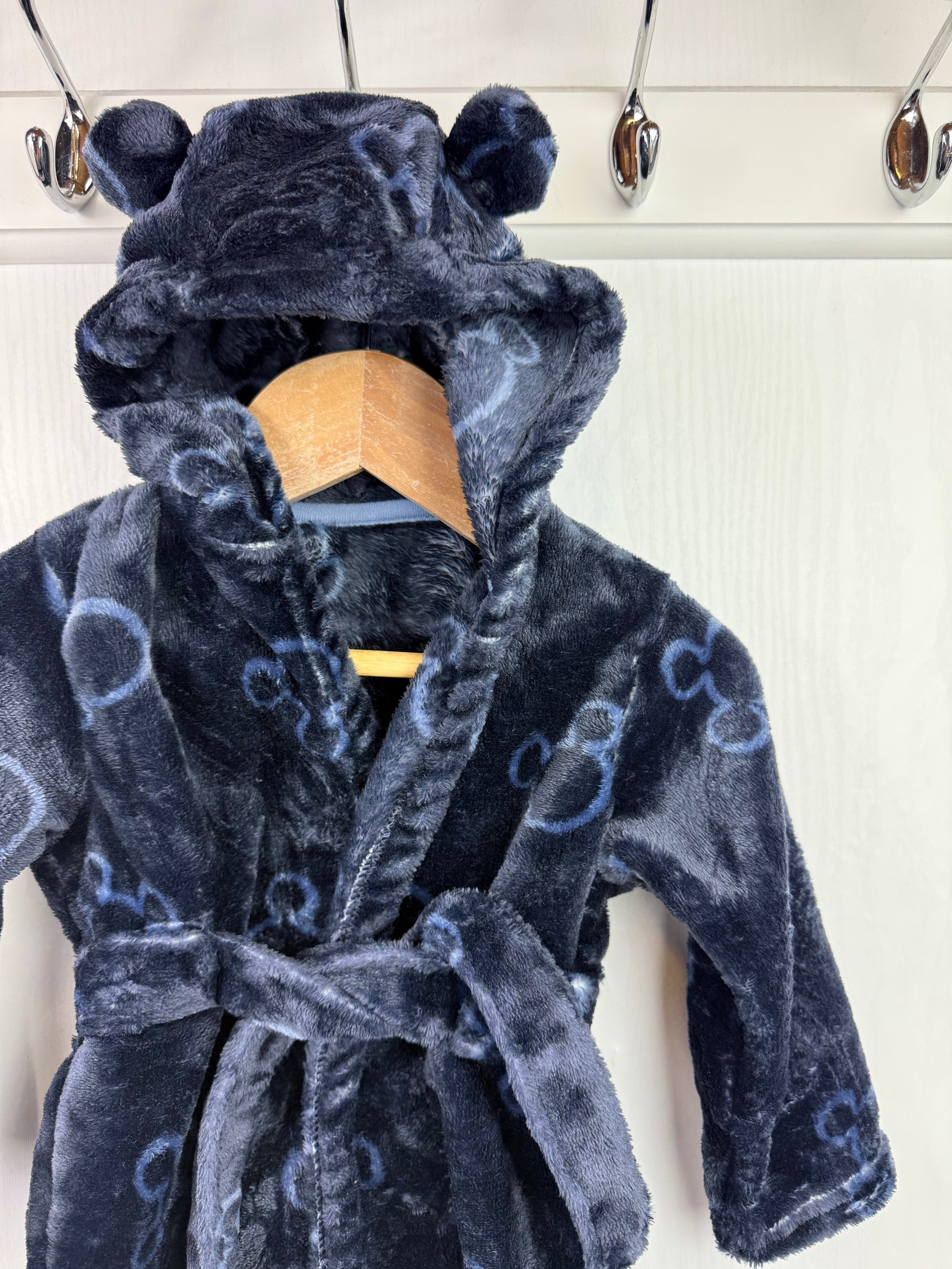 NEW George Disney Dressing Gown - Boys 9 - 12 Months - Little Ones Preloved. Second Hand Children's & Preloved Baby, Kids, Girls & Boys Clothes. UK online