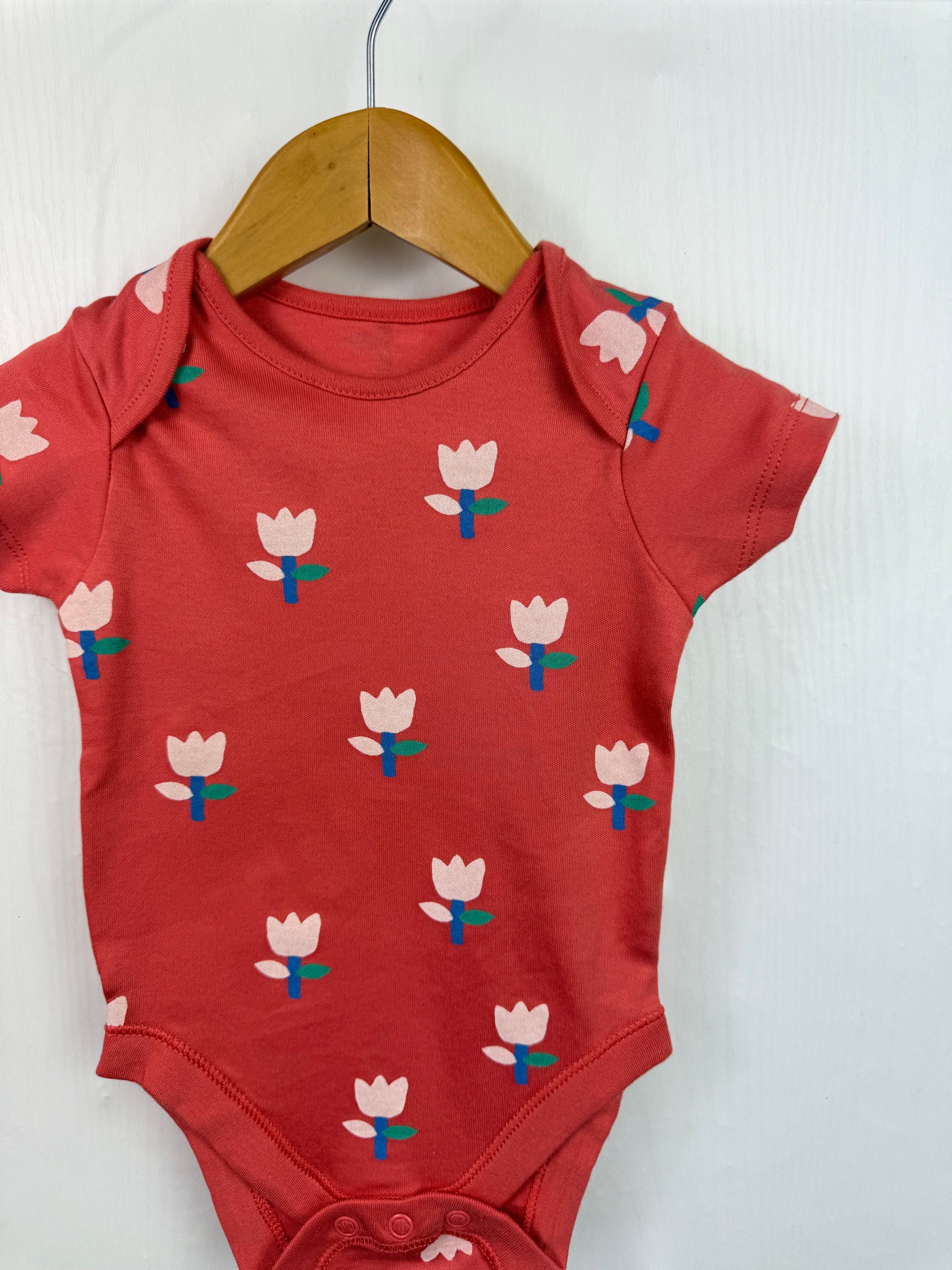 NEW George Floral Bodysuit - Girls 6 - 9 Months - Little Ones Preloved. Second Hand Children's & Preloved Baby, Kids, Girls & Boys Clothes. UK online
