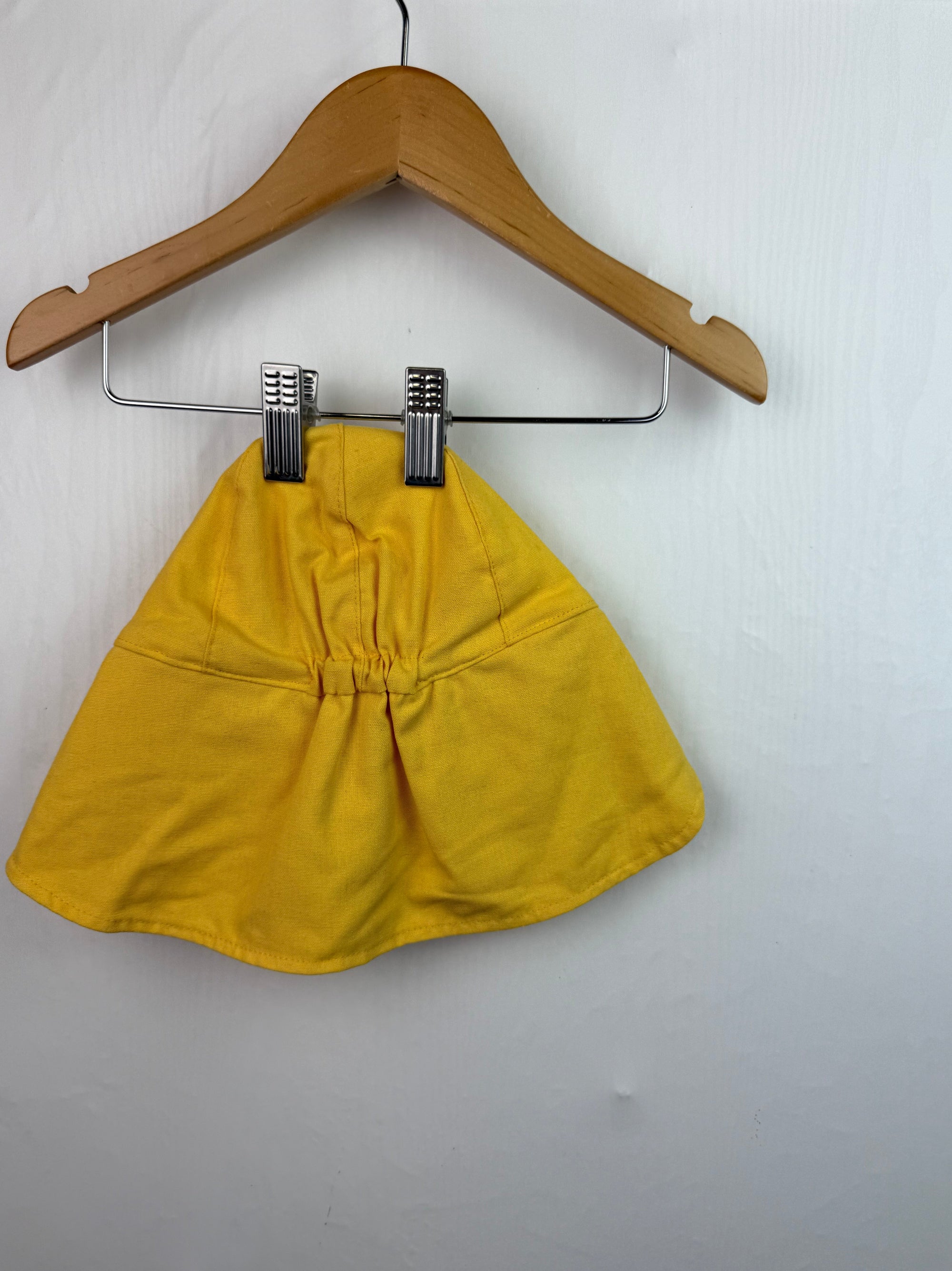 NEW George Lion Sun Hat - Boys 12 - 18 Months - Little Ones Preloved. Second Hand Children's & Preloved Baby, Kids, Girls & Boys Clothes. UK online