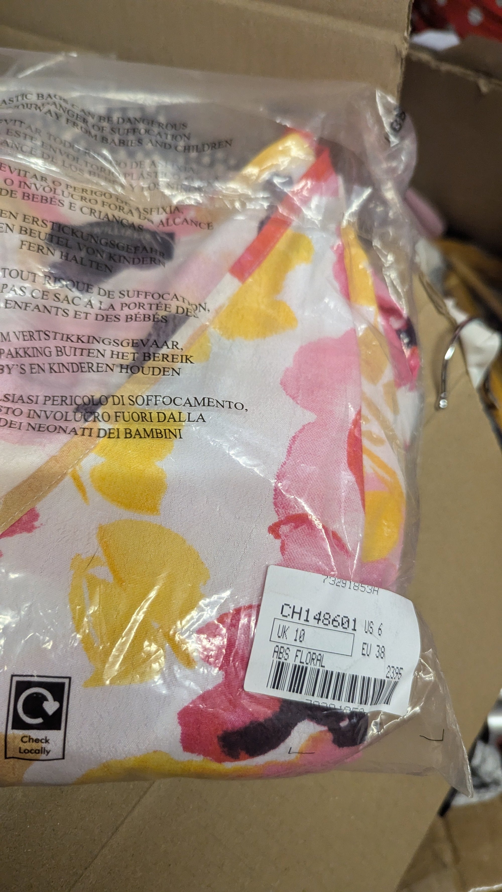 NEW JD Williams Floral Wrap Blouse - Ladies Size 10 - Little Ones Preloved. Second Hand Children's & Preloved Baby, Kids, Girls & Boys Clothes. UK online