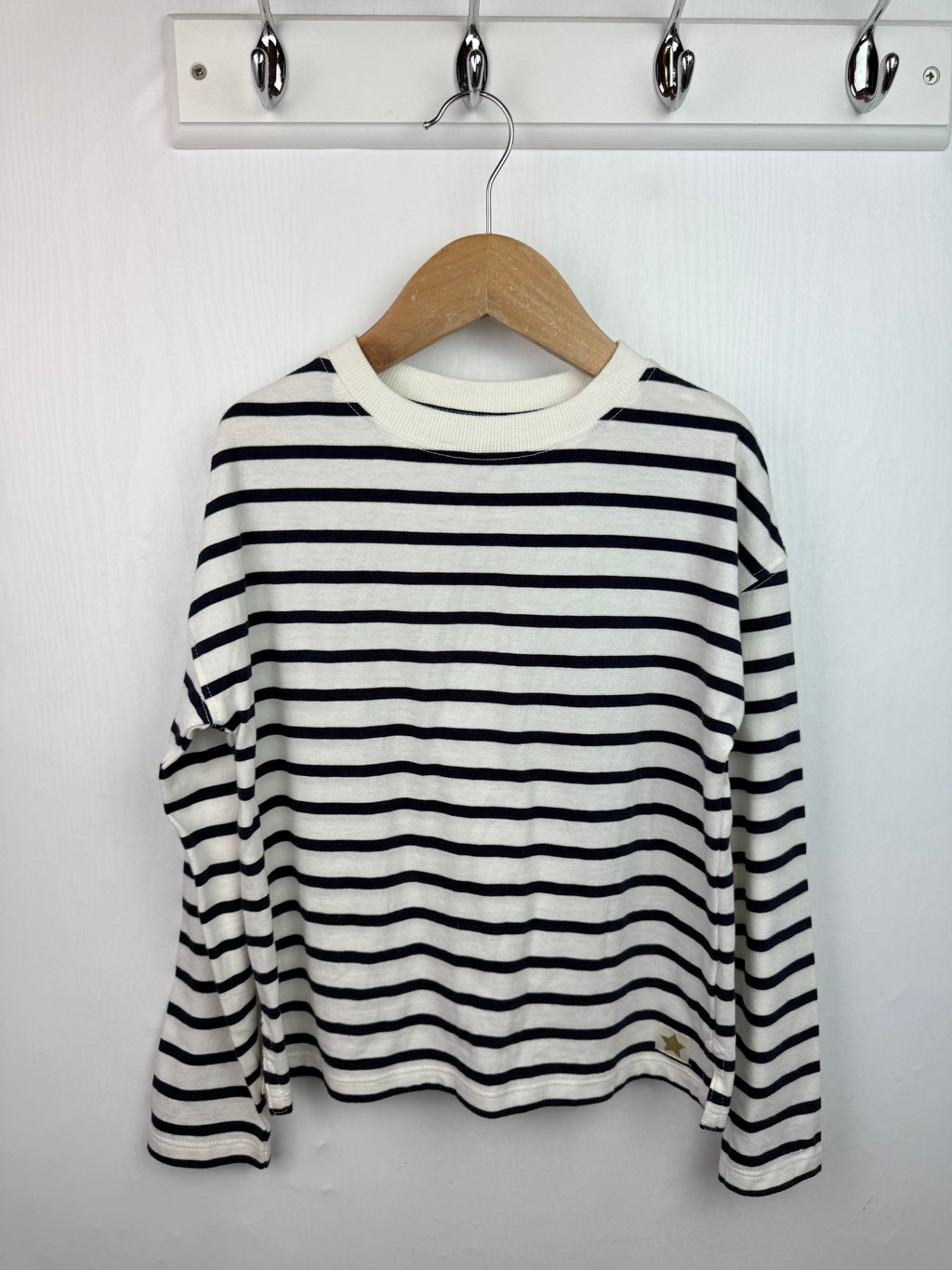 NEW John Lewis Striped Long Sleeve Top - Unisex 7 Years - Little Ones Preloved. Second Hand Children's & Preloved Baby, Kids, Girls & Boys Clothes. UK online
