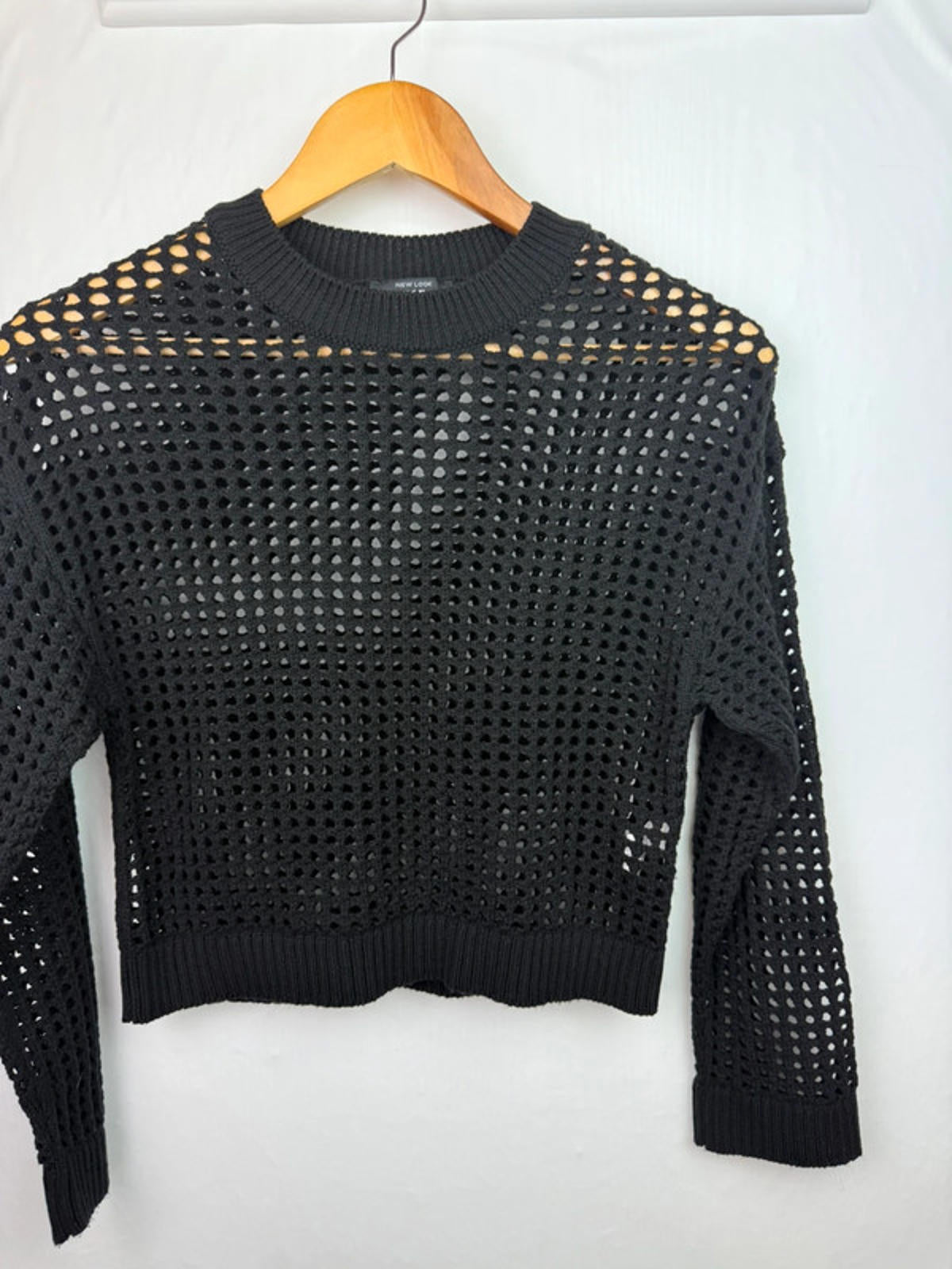 New Look Crochet Style Jumper - Girls 10 - 11 Years - Little Ones Preloved. Second Hand Children's & Preloved Baby, Kids, Girls & Boys Clothes. UK online