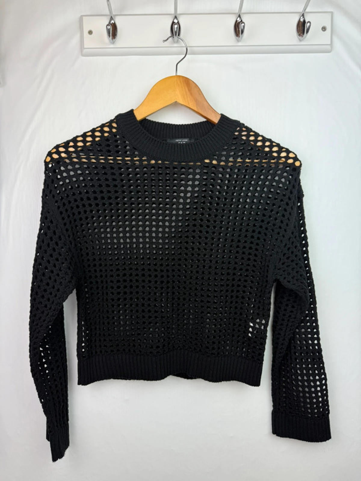 New Look Crochet Style Jumper - Girls 10 - 11 Years - Little Ones Preloved. Second Hand Children's & Preloved Baby, Kids, Girls & Boys Clothes. UK online