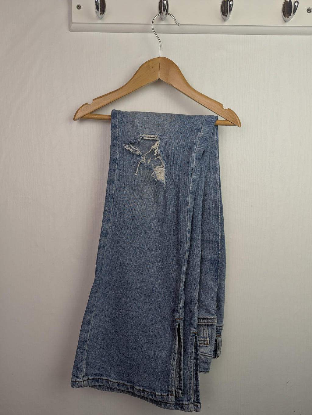 New - Look Flared Denim Jeans - Girls 13 Years - Little Ones Preloved. Second Hand Children's & Preloved Baby, Kids, Girls & Boys Clothes. UK online