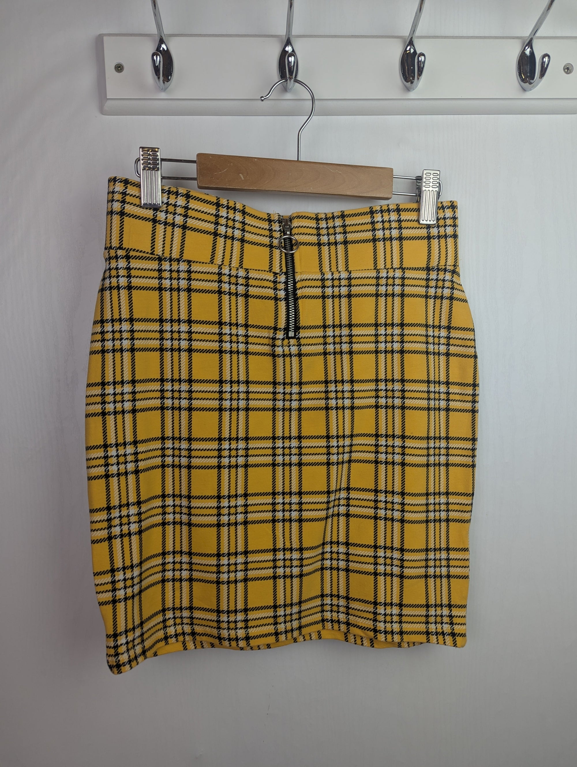 New - Look Yellow Plaid Skirt - Girls 12 - 13 Years - Little Ones Preloved. Second Hand Children's & Preloved Baby, Kids, Girls & Boys Clothes. UK online