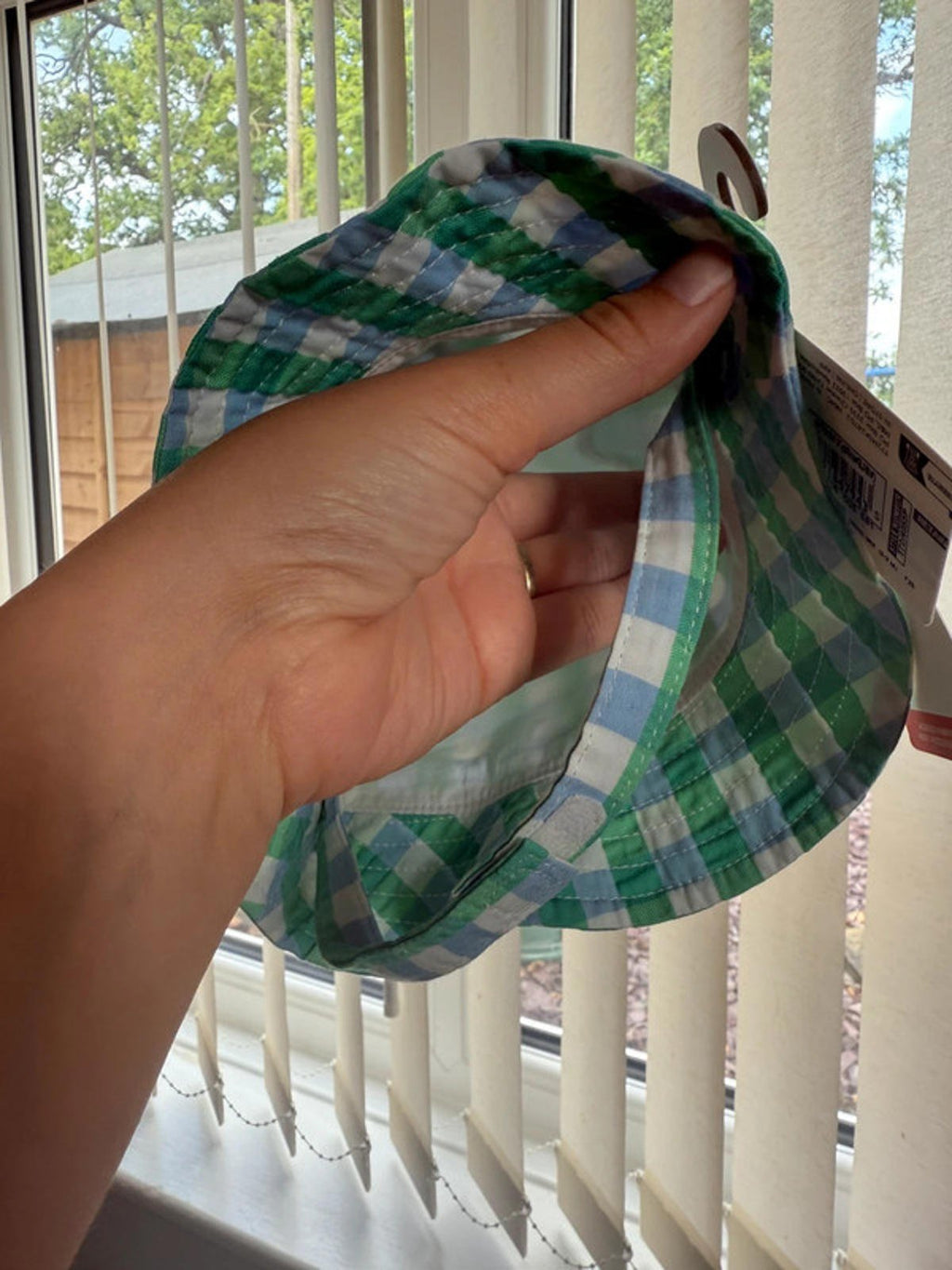 NEW M&S Green & Blue Check Summer Hat - Boys 0 - 3 Months - Little Ones Preloved. Second Hand Children's & Preloved Baby, Kids, Girls & Boys Clothes. UK online
