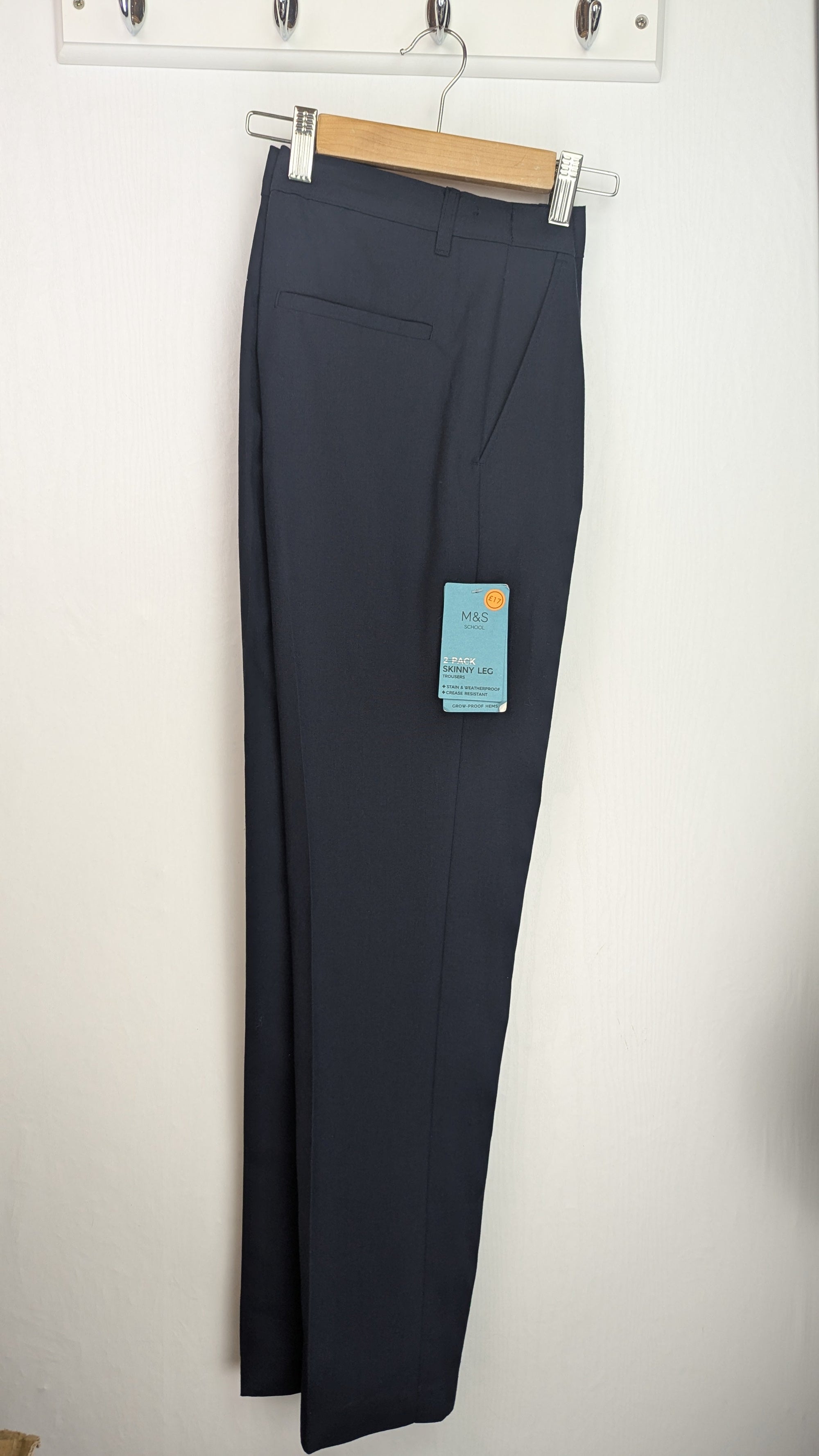 NEW M&S Navy Skinny School Trousers - Boys 14 - 15 Years - Little Ones Preloved. Second Hand Children's & Preloved Baby, Kids, Girls & Boys Clothes. UK online