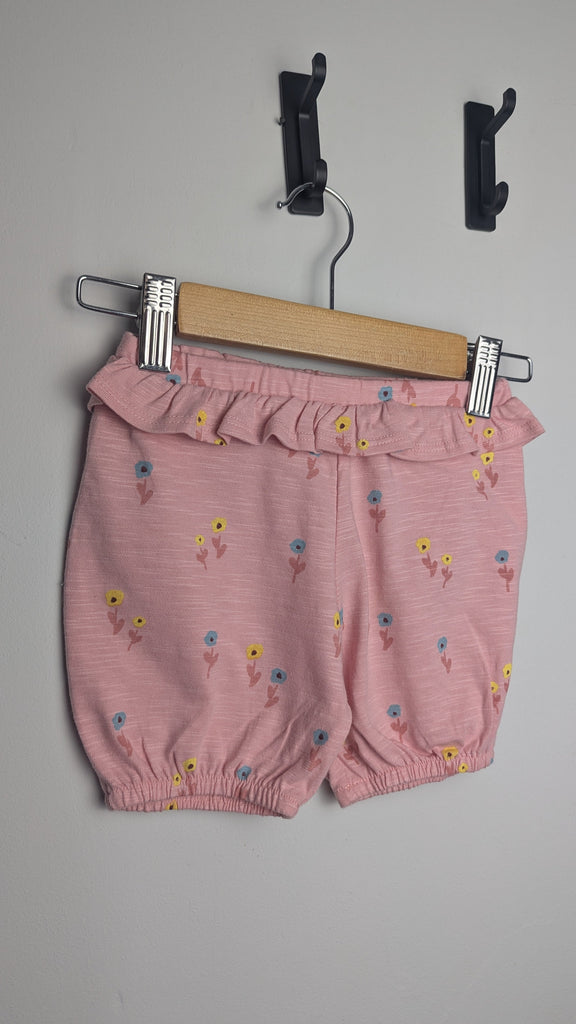 NEW M&S Pink Floral Shorts - Girls 6-9 Months Little Ones Preloved Used, Preloved, Preworn & Second Hand Baby, Kids & Children's Clothing UK Online. Cheap affordable. Brands including Next, Joules, Nutmeg Morrisons, TU, F&F, H&M.