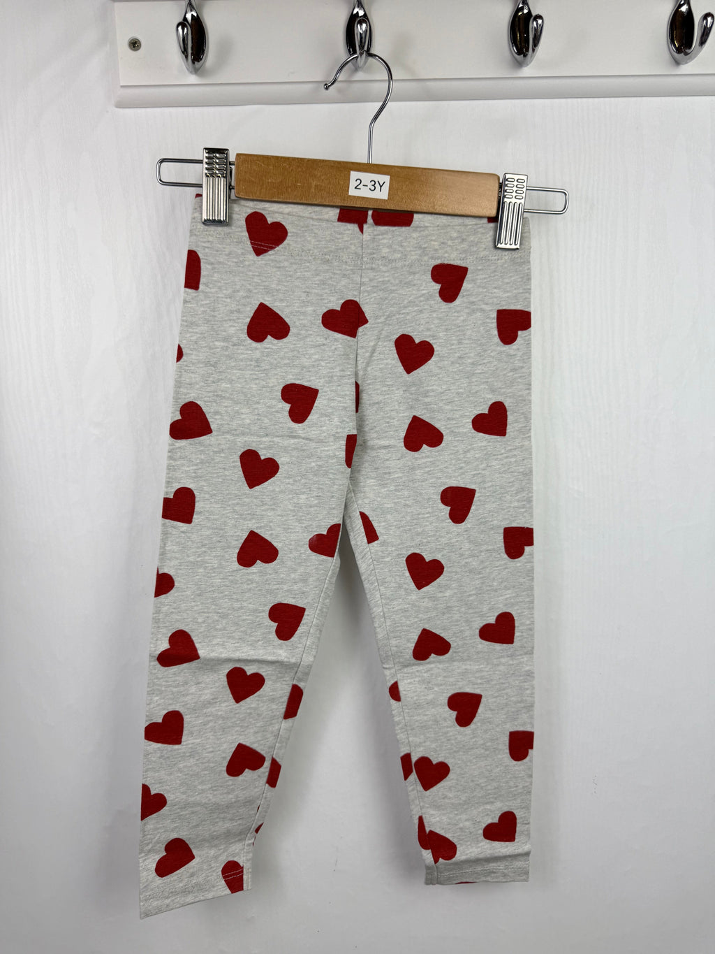 NEW M*S Red Heart Grey Leggings - Girls 2 - 3 Years - Little Ones Preloved. Second Hand Children's & Preloved Baby, Kids, Girls & Boys Clothes. UK online