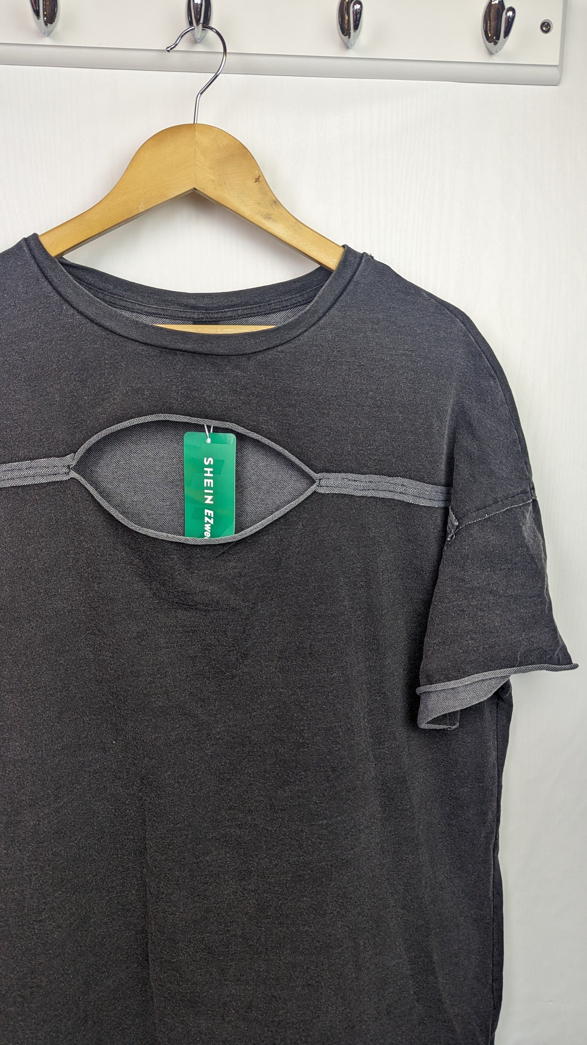 NEW Shein Oversized Ladies Grey Shirt - Medium - Little Ones Preloved. Second Hand Children's & Preloved Baby, Kids, Girls & Boys Clothes. UK online