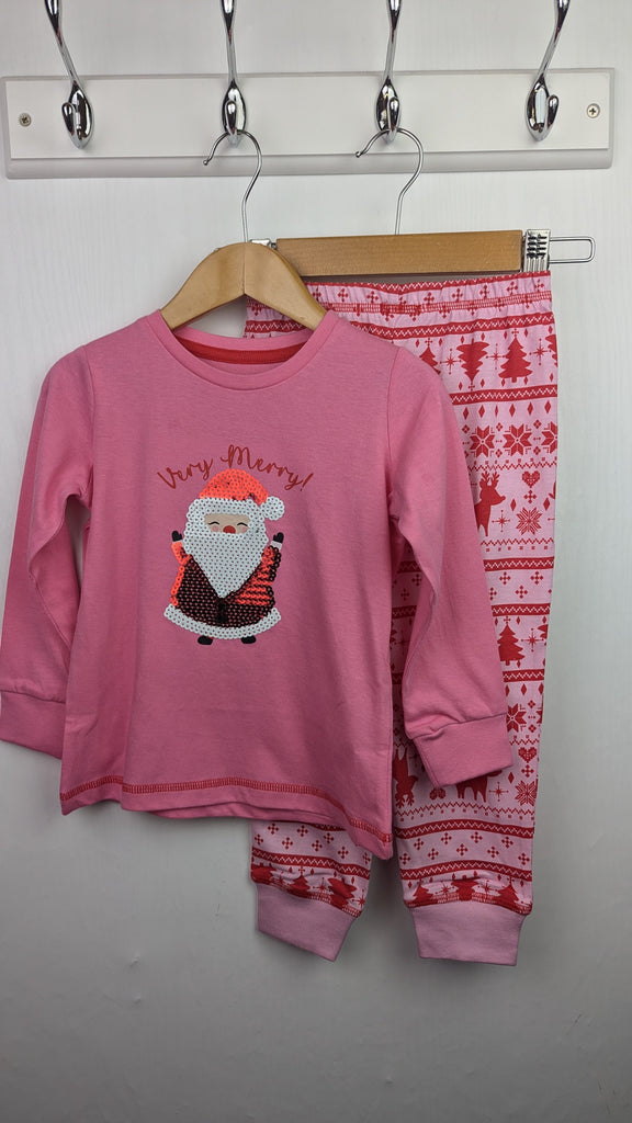 NEW Studio Pink Christmas Pajama Set - Girls 3-4 Years Studio Used, Preloved, Preworn & Second Hand Baby, Kids & Children's Clothing UK Online. Cheap affordable. Brands including Next, Joules, Nutmeg Morrisons, TU, F&F, H&M.