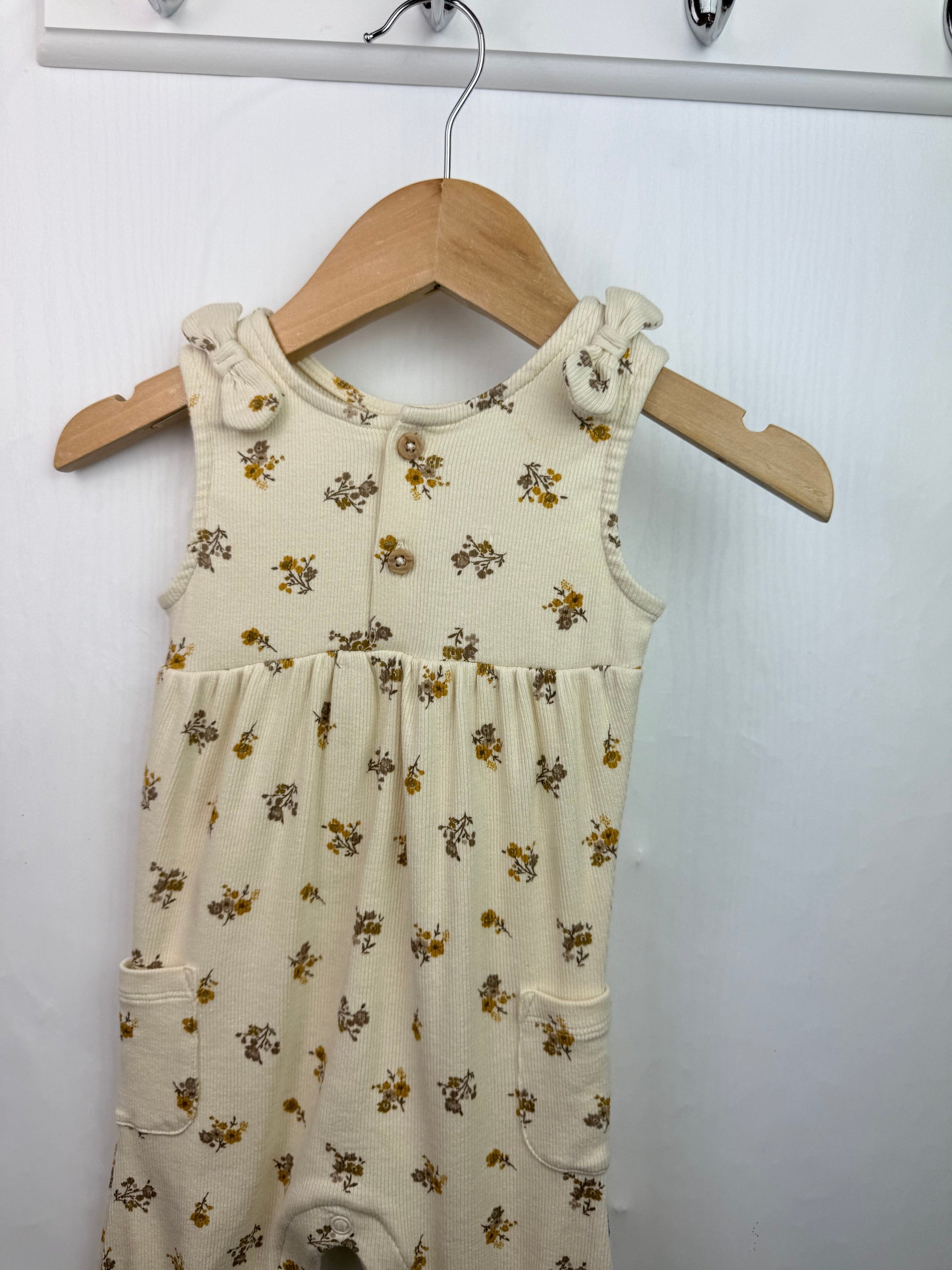 NEW TU Cream Floral Romper - Baby Girls 3 - 6 Months - Little Ones Preloved. Second Hand Children's & Preloved Baby, Kids, Girls & Boys Clothes. UK online