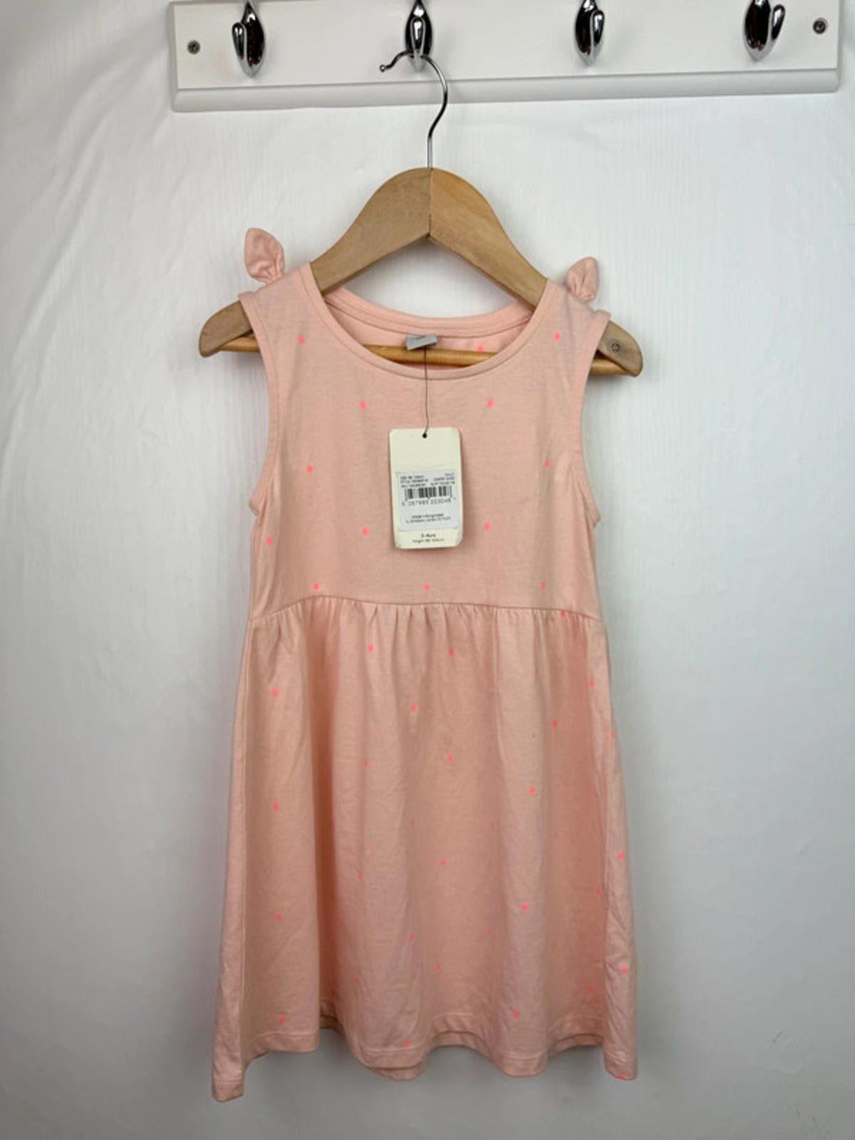NEW TU Pink Dotty Dress - Girls 3 - 4 Years - Little Ones Preloved. Second Hand Children's & Preloved Baby, Kids, Girls & Boys Clothes. UK online