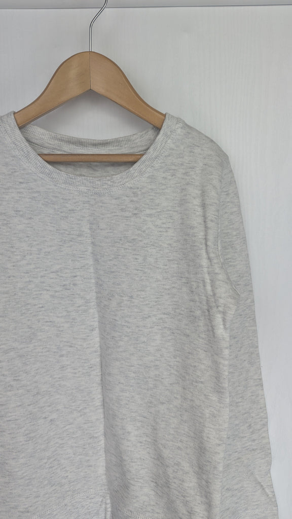 NEW TV Mania plain Beige Grey Jumper - Boys 8 Years TV Mania Used, Preloved, Preworn & Second Hand Baby, Kids & Children's Clothing UK Online. Cheap affordable. Brands including Next, Joules, Nutmeg Morrisons, TU, F&F, H&M.