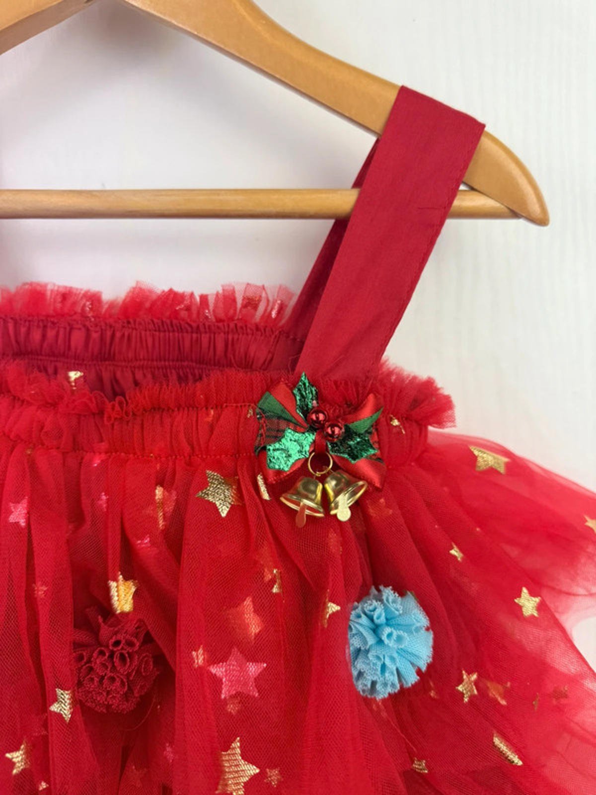 NEW Unbranded Christmas Tree PomPom Dress - Girls 12 - 24 Months - Little Ones Preloved. Second Hand Children's & Preloved Baby, Kids, Girls & Boys Clothes. UK online