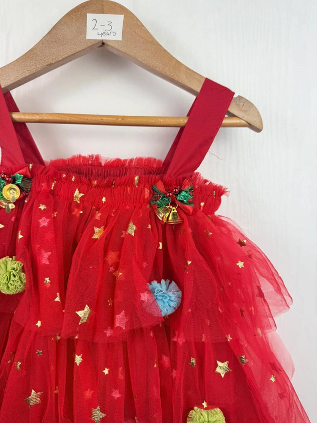 NEW Unbranded Christmas Tree PomPom Dress - Girls 2 - 3 Years - Little Ones Preloved. Second Hand Children's & Preloved Baby, Kids, Girls & Boys Clothes. UK online