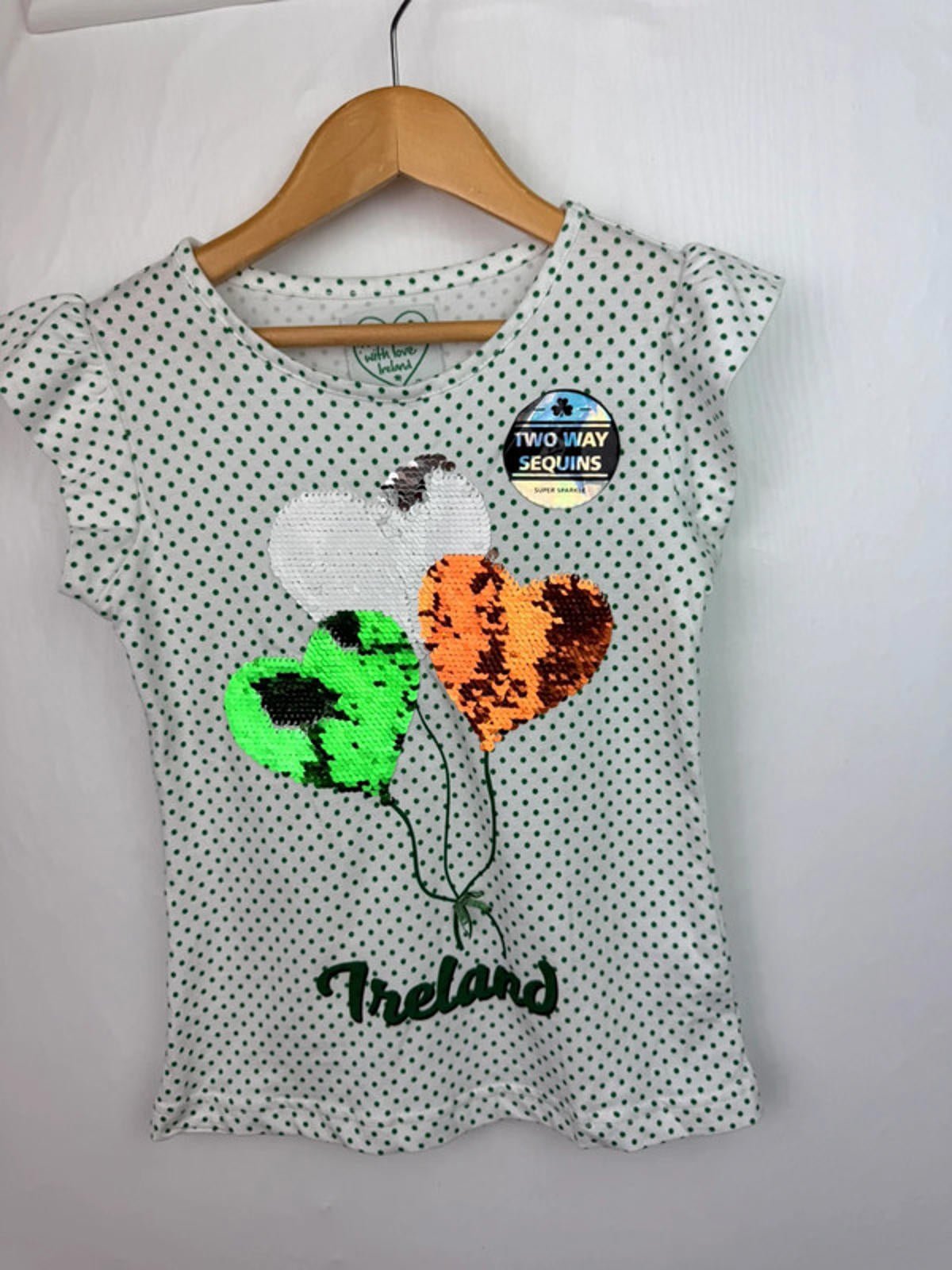 NEW unbranded Ireland Sequin Top - Girls 3 - 4 Years - Little Ones Preloved. Second Hand Children's & Preloved Baby, Kids, Girls & Boys Clothes. UK online