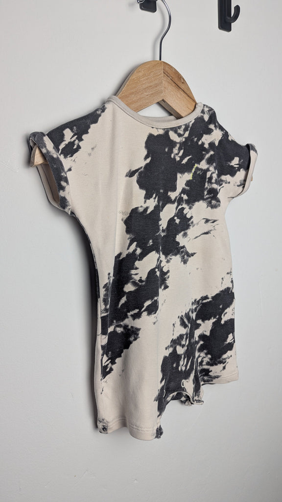 Next Beige & Black Tie Dye Romper - Unisex 3-6 Months Little Ones Preloved Used, Preloved, Preworn & Second Hand Baby, Kids & Children's Clothing UK Online. Cheap affordable. Brands including Next, Joules, Nutmeg Morrisons, TU, F&F, H&M.