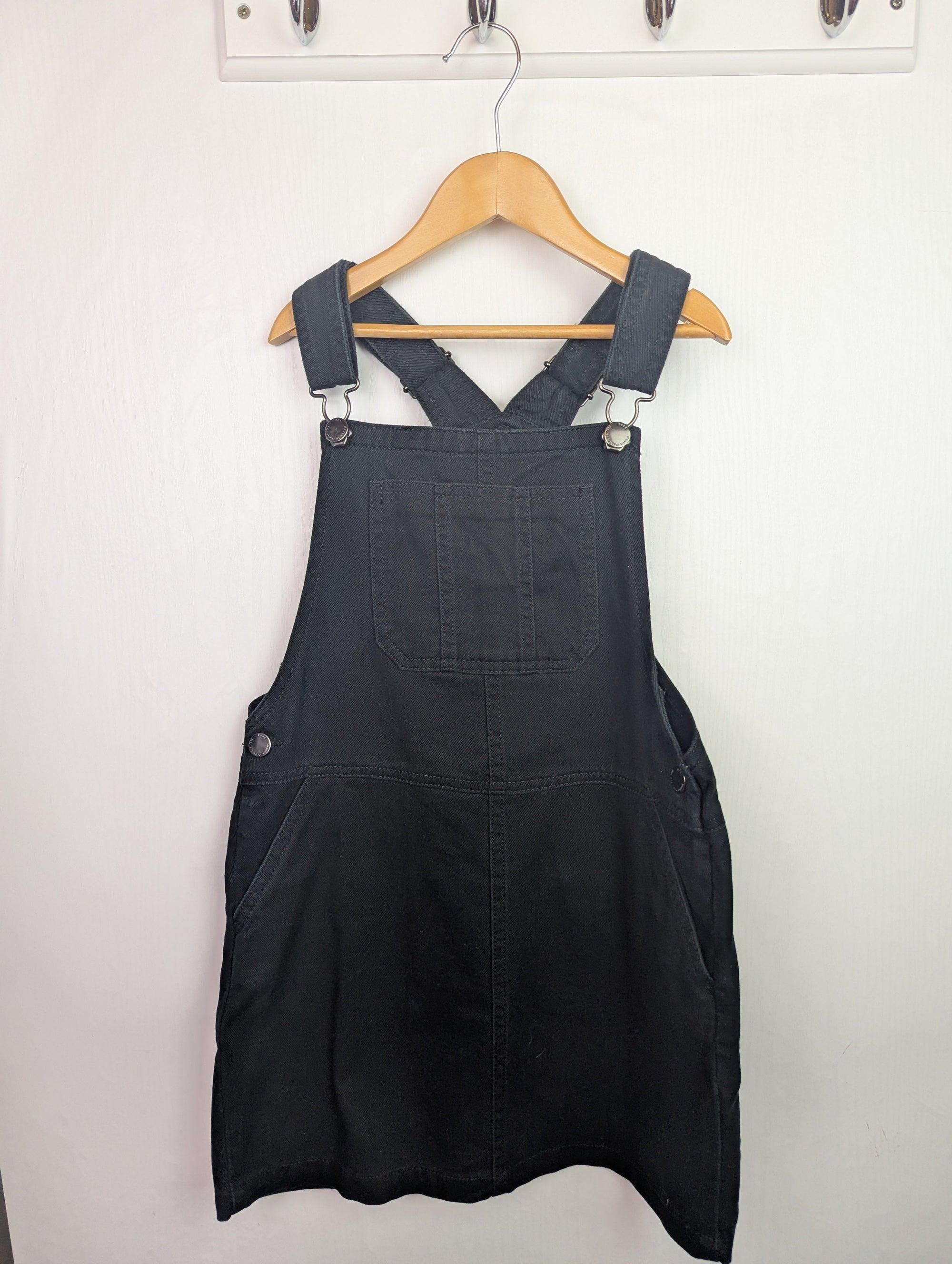 Next Black Denim Pinafore Dress - Girls 9 Years - Little Ones Preloved. Second Hand Children's & Preloved Baby, Kids, Girls & Boys Clothes. UK online