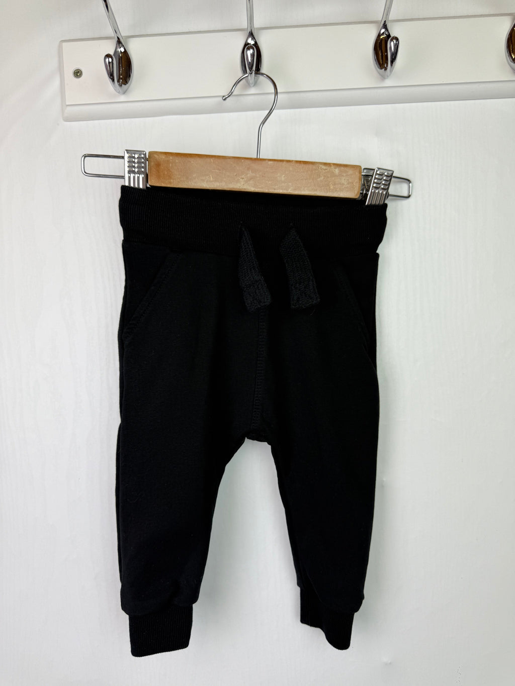 Next Black Jogging Bottoms - Boys 6 - 9 Months - Little Ones Preloved. Second Hand Children's & Preloved Baby, Kids, Girls & Boys Clothes. UK online