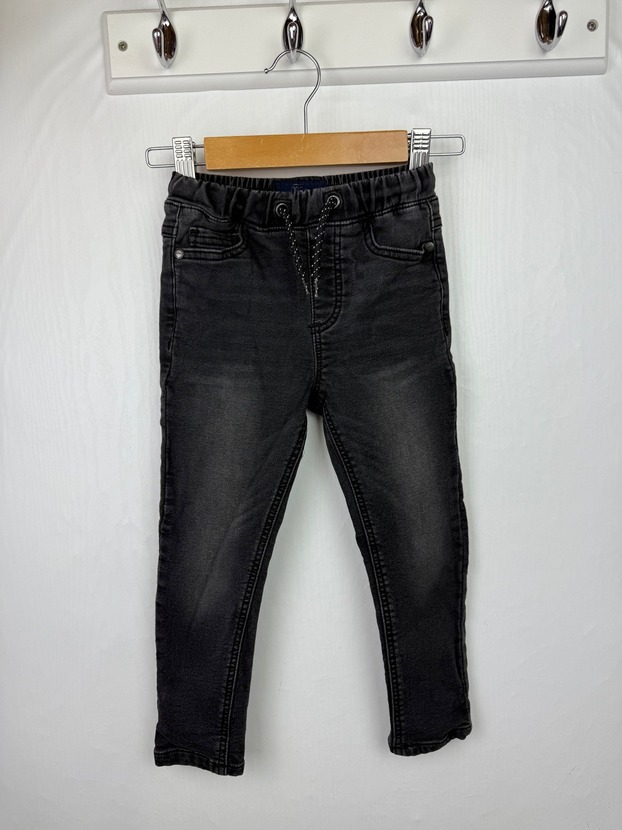 Next Black/Grey Denim Jeans - Boys 3 - 4 Years - Little Ones Preloved. Second Hand Children's & Preloved Baby, Kids, Girls & Boys Clothes. UK online
