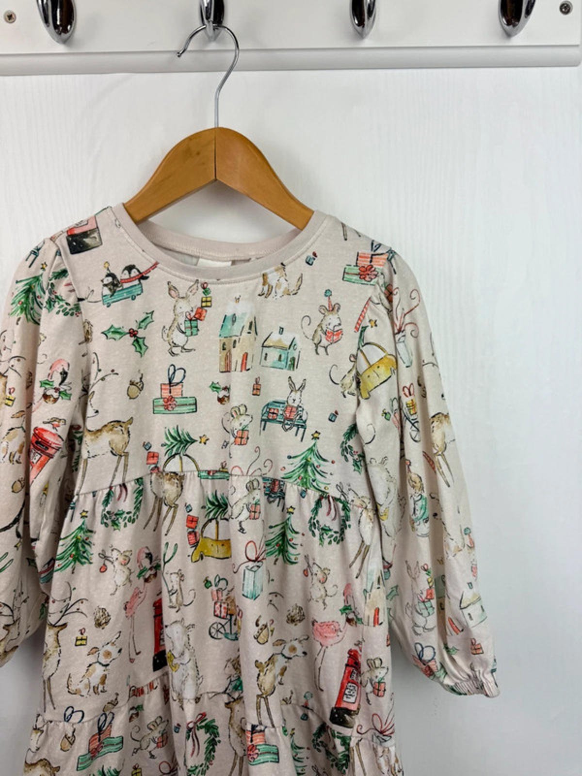 Next Cream Christmas Dress - Girls 3 - 4 Years - Little Ones Preloved. Second Hand Children's & Preloved Baby, Kids, Girls & Boys Clothes. UK online