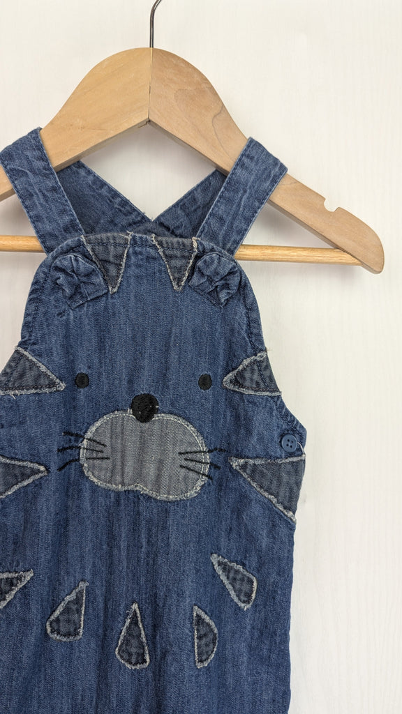 Next Deni Tiger Dungarees - Boys 3-6 months Next Used, Preloved, Preworn & Second Hand Baby, Kids & Children's Clothing UK Online. Cheap affordable. Brands including Next, Joules, Nutmeg Morrisons, TU, F&F, H&M.