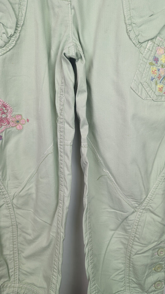 Next Floral Cropped Trousers - Girls 12 Years Next Used, Preloved, Preworn & Second Hand Baby, Kids & Children's Clothing UK Online. Cheap affordable. Brands including Next, Joules, Nutmeg Morrisons, TU, F&F, H&M.