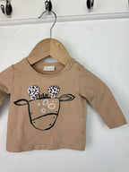 Next Giraffe Top - Unisex Baby 0 - 3 Months - Little Ones Preloved. Second Hand Children's & Preloved Baby, Kids, Girls & Boys Clothes. UK online