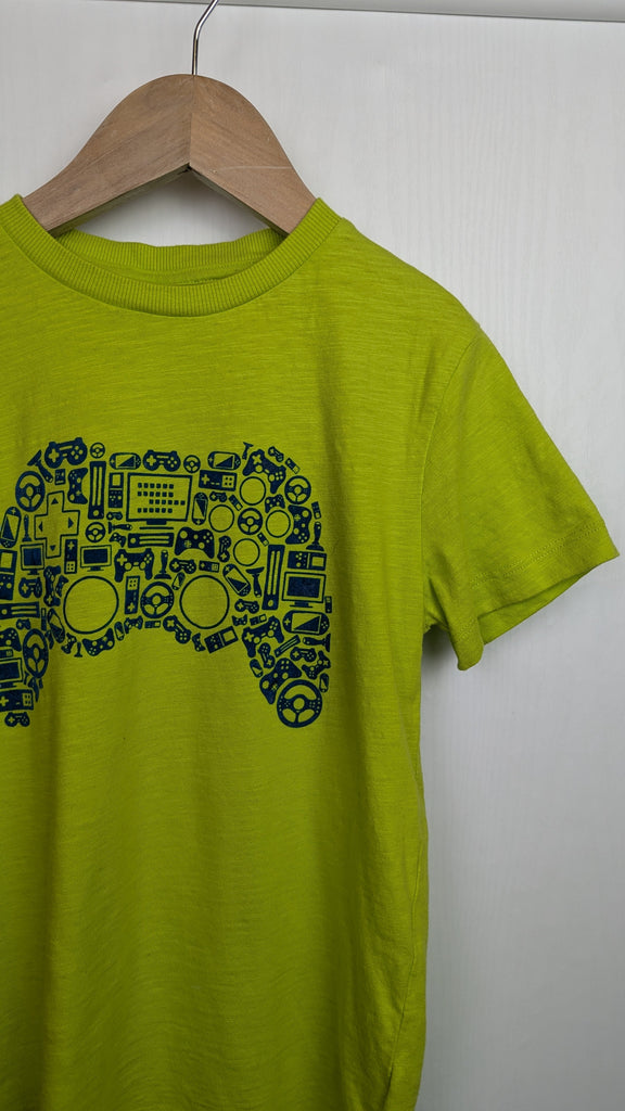 Next Green Gamer Top - Boys 8 Years Little Ones Preloved Used, Preloved, Preworn & Second Hand Baby, Kids & Children's Clothing UK Online. Cheap affordable. Brands including Next, Joules, Nutmeg Morrisons, TU, F&F, H&M.