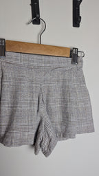 Next Grey Checked Shorts - Girls 2 - 3 Years - Little Ones Preloved. Second Hand Children's & Preloved Baby, Kids, Girls & Boys Clothes. UK online