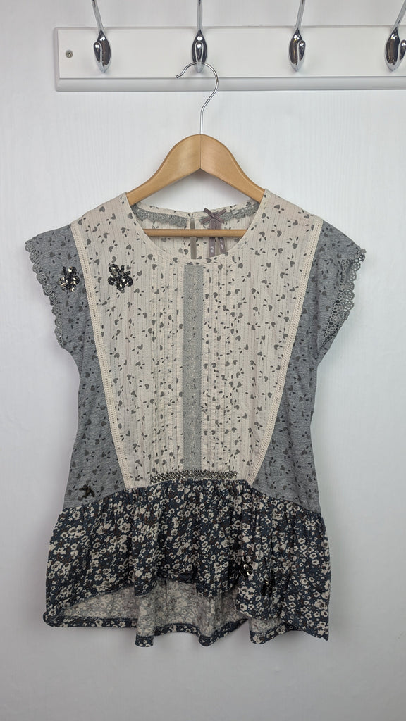 Next Grey & Cream Hearts Flowers Top - Girls 8 Years Next Used, Preloved, Preworn & Second Hand Baby, Kids & Children's Clothing UK Online. Cheap affordable. Brands including Next, Joules, Nutmeg Morrisons, TU, F&F, H&M.