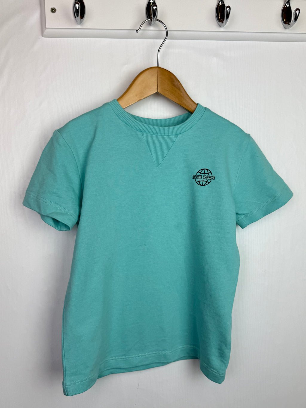 Next Light Blue Top - Boys 4 Years - Little Ones Preloved. Second Hand Children's & Preloved Baby, Kids, Girls & Boys Clothes. UK online