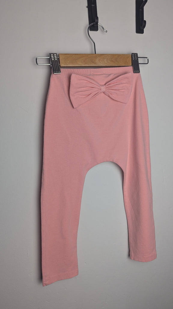 Next Light Pink Bow Leggings - Girls 2-3 Years Little Ones Preloved Used, Preloved, Preworn & Second Hand Baby, Kids & Children's Clothing UK Online. Cheap affordable. Brands including Next, Joules, Nutmeg Morrisons, TU, F&F, H&M.